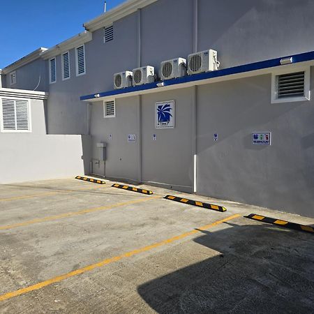 2 Palmas Str Hotel Aguadilla Ngoại thất bức ảnh