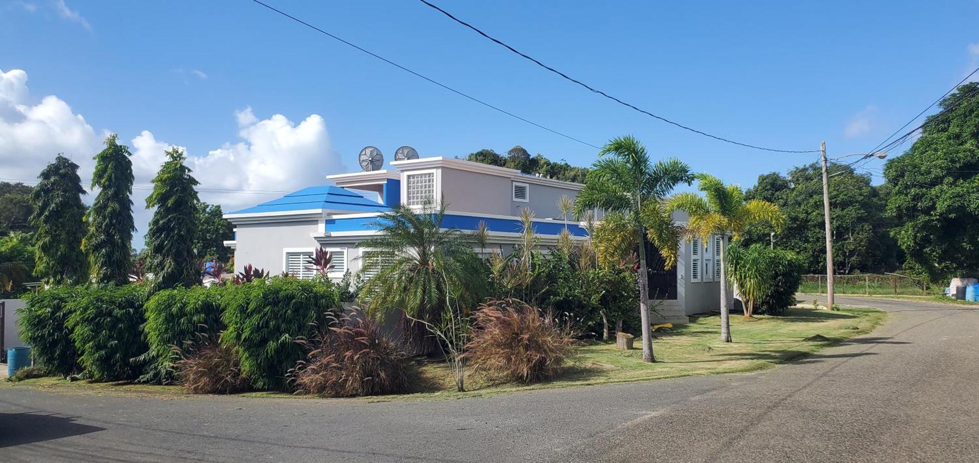 2 Palmas Str Hotel Aguadilla Ngoại thất bức ảnh