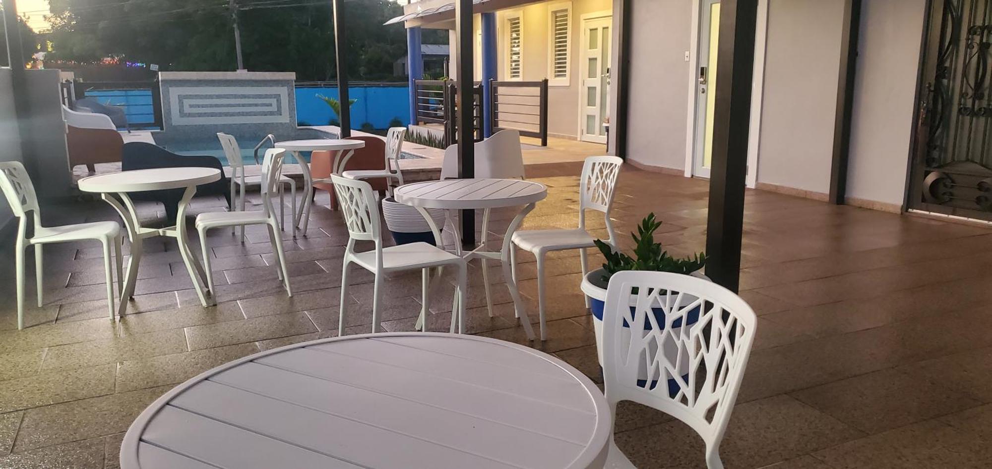 2 Palmas Str Hotel Aguadilla Ngoại thất bức ảnh